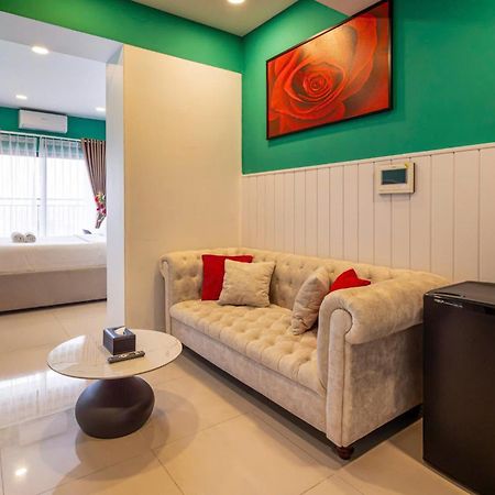Otis Apartment - Soho Residence District 1 - Near Bui Vien Cidade de Ho Chi Minh Exterior foto